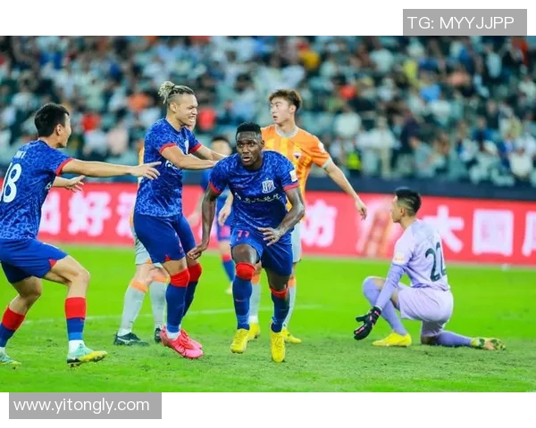 上海足球队逆袭之路揭秘世界杯预选赛背后的奋斗与荣耀